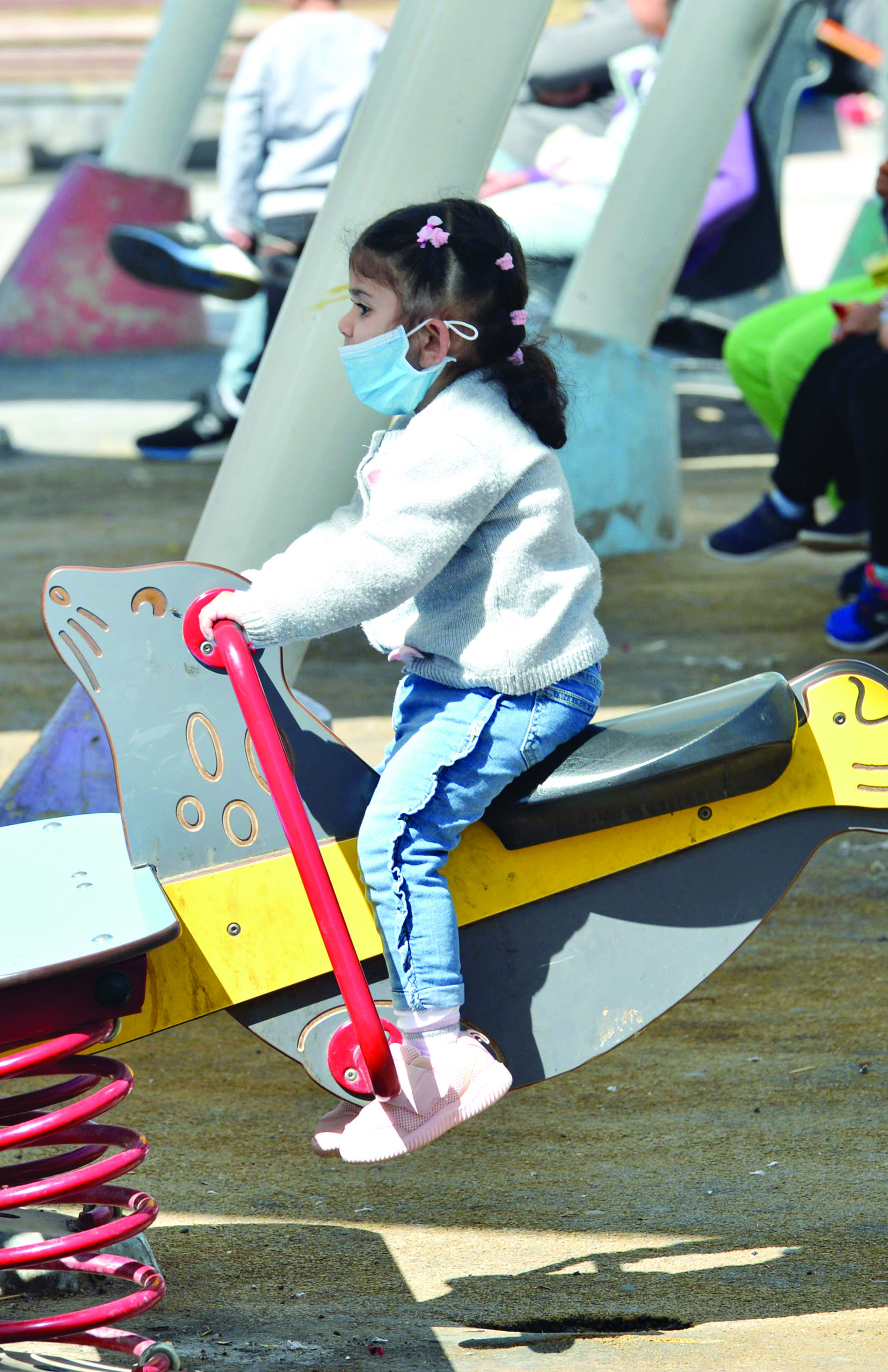 u0637u0641u0644u0629 u062au0644u0639u0628 u0648u0647u064a u062au0631u062au062fu064a u0627u0644u0643u0645u0627u0645 u0641u064a u0625u0637u0627u0631 u0627u0644u0625u062cu0631u0627u0621u0627u062a u0627u0644u0627u062du062au0631u0627u0632u064au0629 (u062au0635u0648u064au0631 u0646u0627u064au0641 u0627u0644u0639u0642u0644u0629)