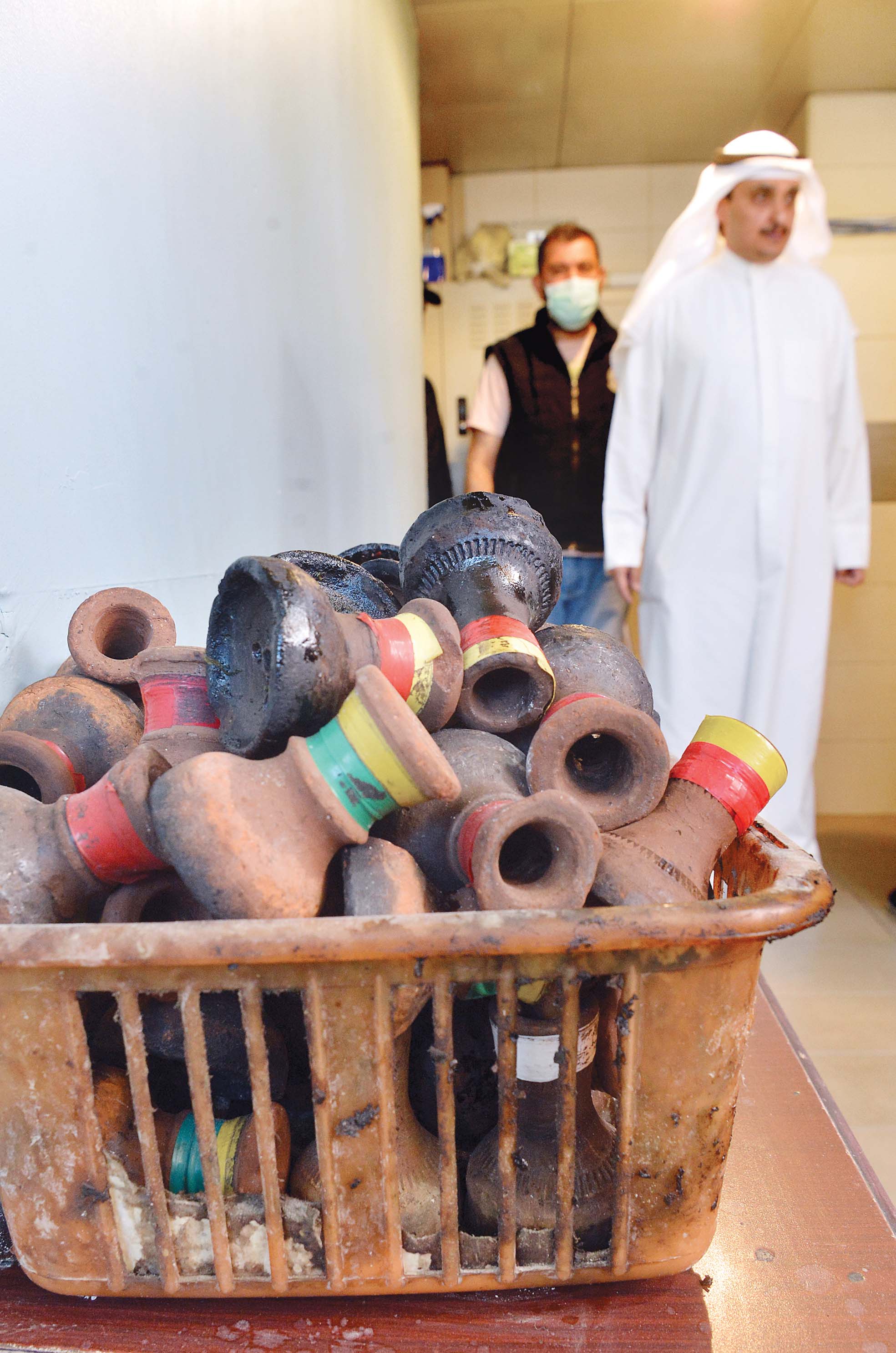 u0627u0644u0631u0624u0648u0633 u0645u062au062cu0645u0639u0629 u0628u0639u062f u0648u0642u0641u0647u0627 u0639u0646 u0627u0644u0639u0645u0644                            t       (u062au0635u0648u064au0631 u0646u0627u064au0641 u0627u0644u0639u0642u0644u0629)