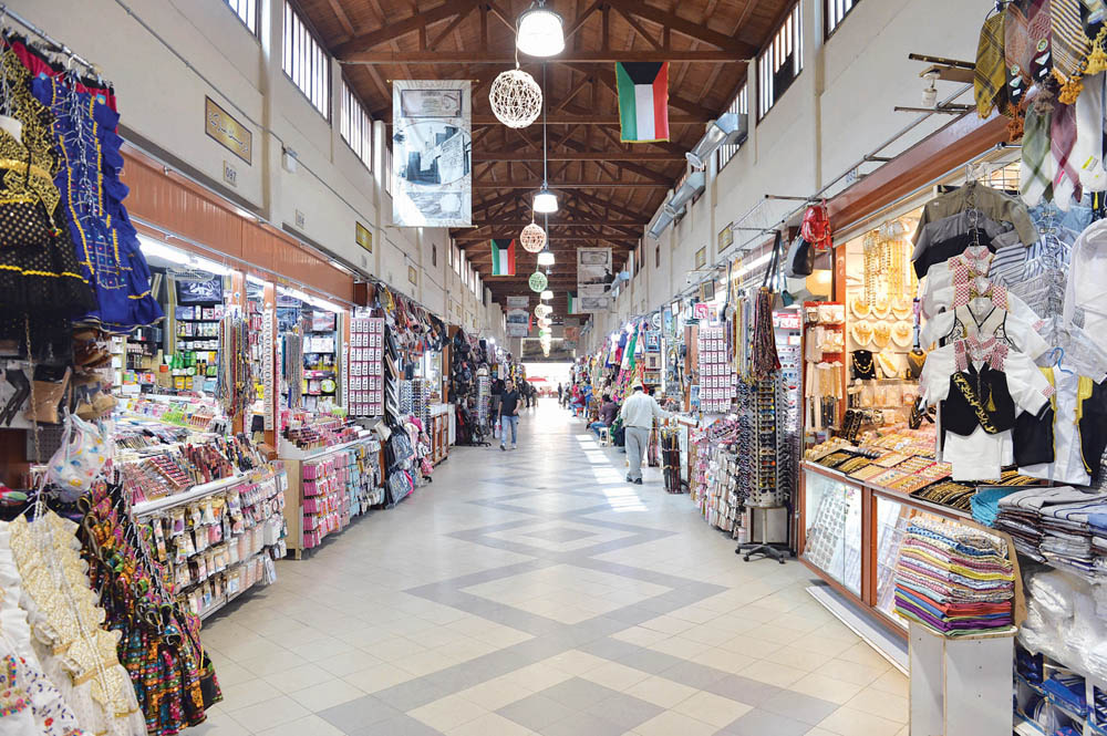 u062du0636u0631 u0623u0635u062du0627u0628 u0627u0644u0645u062du0644u0627u062a u0628u0628u0636u0627u0626u0639u0647u0645 u0648u063au0627u0628 u0627u0644u0632u0628u0648u0646                        t                       (u062au0635u0648u064au0631 u0623u0633u0639u062f u0639u0628u062fu0627u0644u0644u0647)