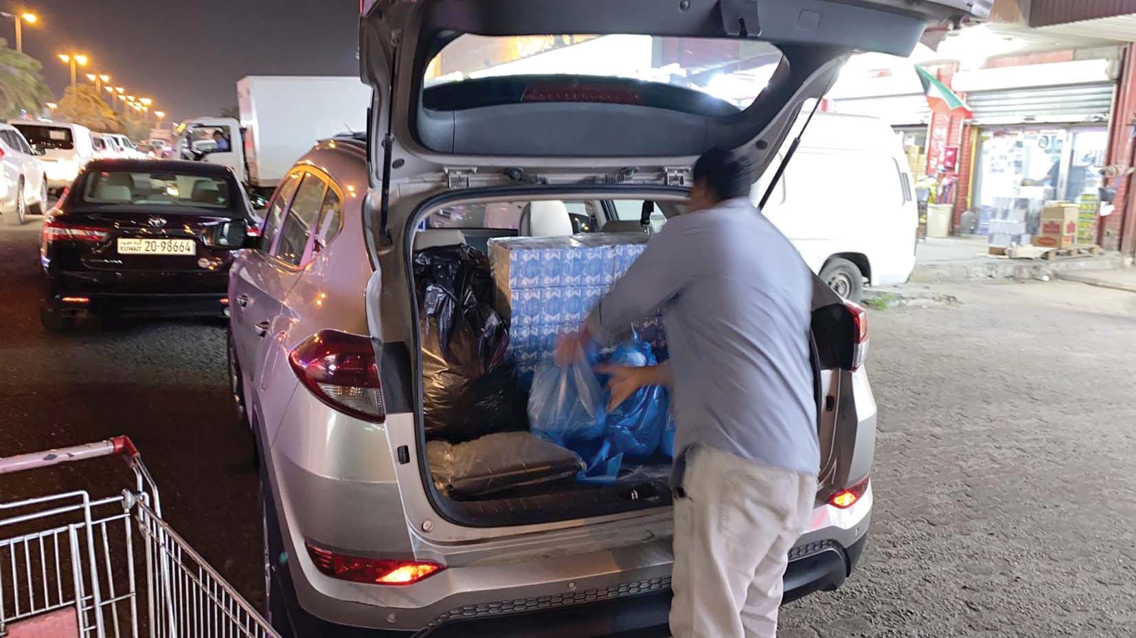  في سوق الجملة بالشويخ 