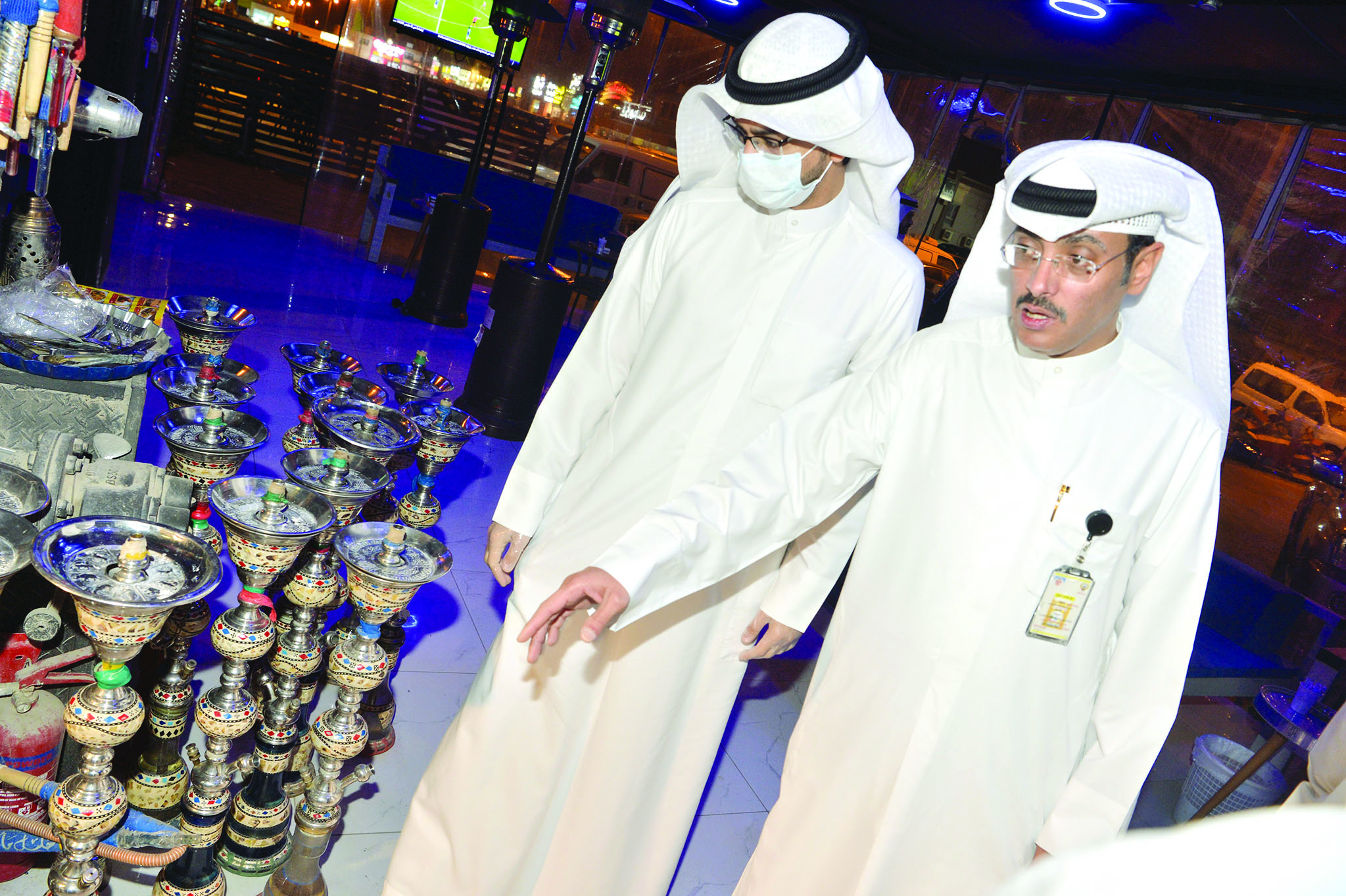 الرشيدي خلال جولته على مقاهي العارضية الحرفية 