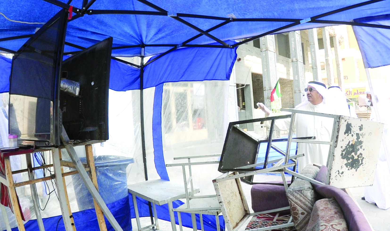 الجاسم مستغرباً من حجم المخالفات والتعديات 