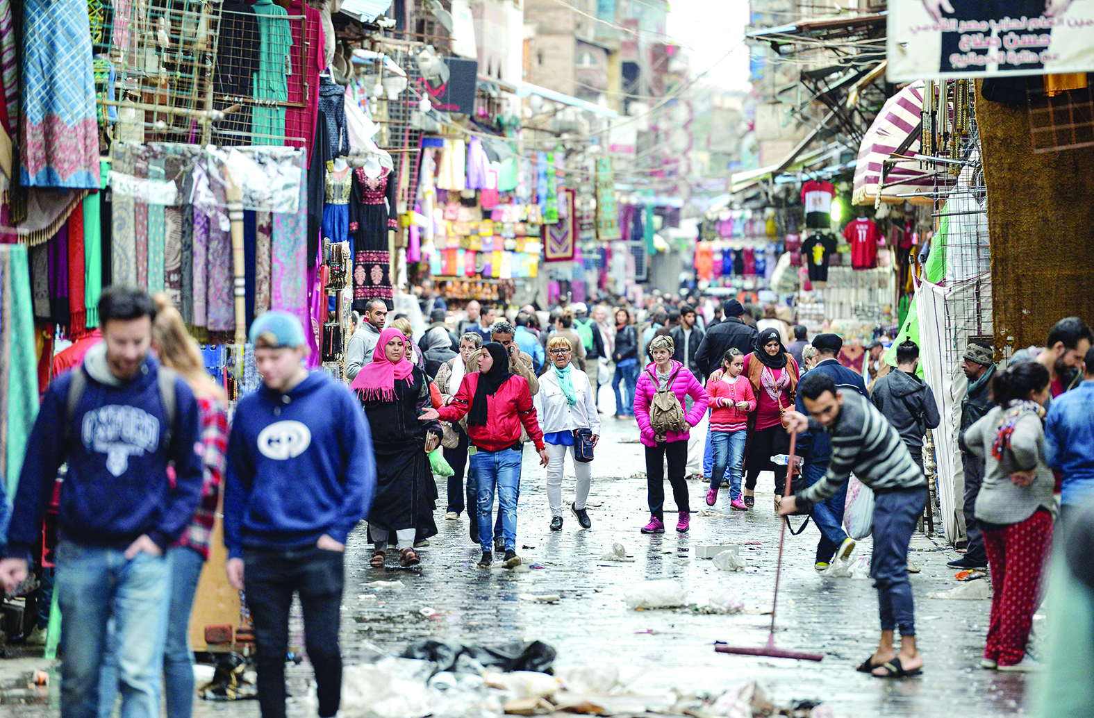 u0633u064au0627u062d u0642u0631u0628 u0645u0633u062cu062f u0627u0644u062du0633u064au0646 u0641u064a u0627u0644u0642u0627u0647u0631u0629t (u0623 u0641 u0628)