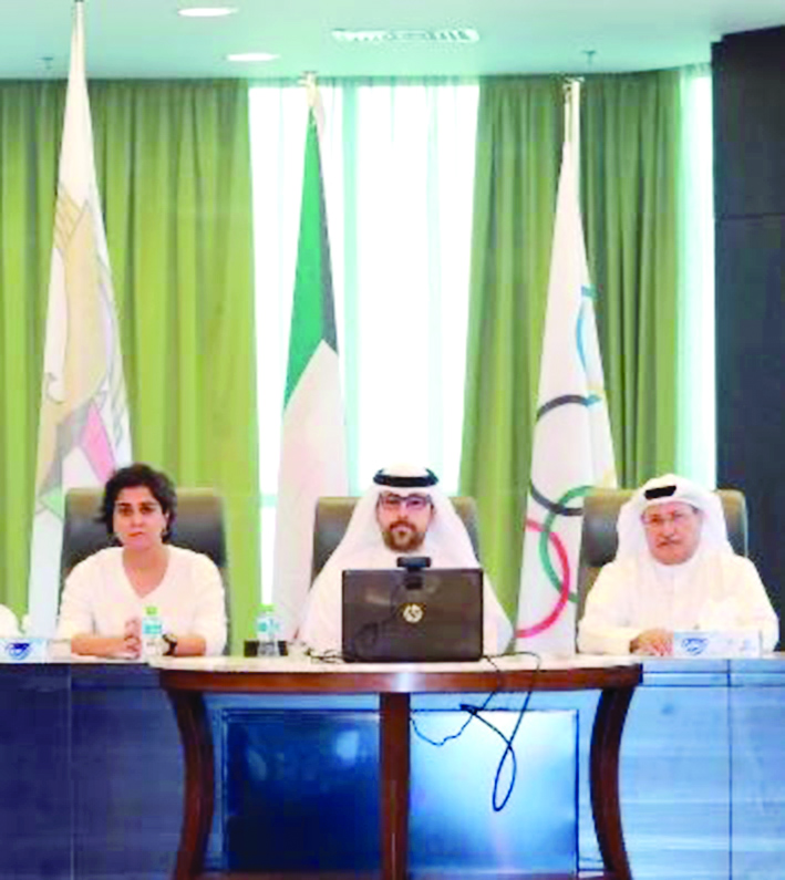 جعفر يتوسط حيات والمري خلال الاجتماع «عبر الإنترنت» 