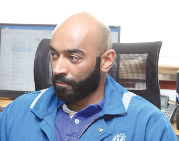 يوسف العصفور 