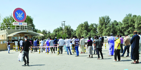 u0637u0627u0628u0648u0631 u0637u0648u064au0644 u0623u0645u0627u0645 u0645u062eu0628u0632 u0628u0627u0644u062cu0647u0631u0627u0621 t(u062au0635u0648u064au0631 u0633u0639u0648u062f u0633u0627u0644u0645)