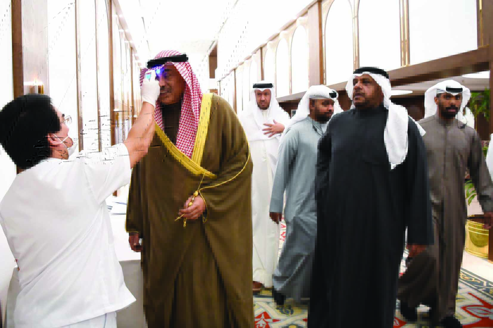 فحص الخالد قبل دخول القاعة