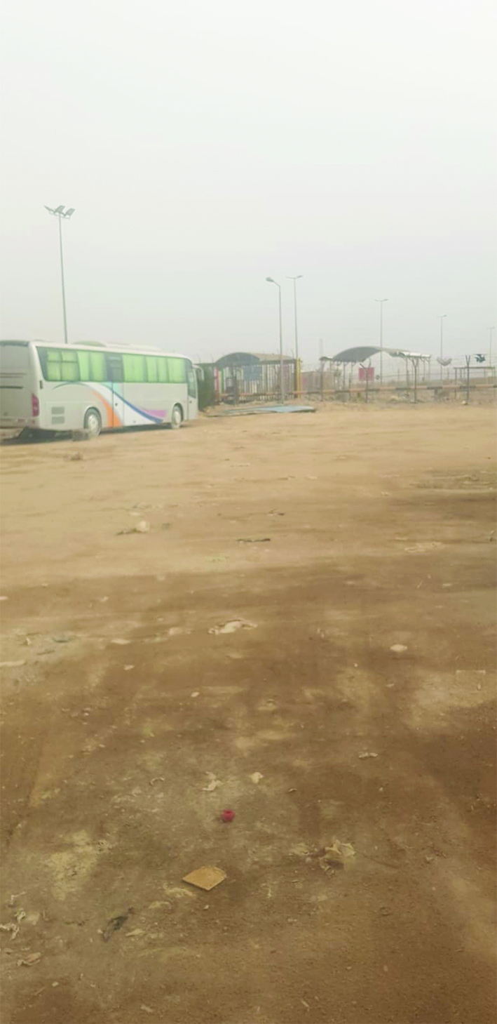 u0639u0644u0649 u0628u0639u062f u0623u0645u062au0627u0631 u0645u0646 u0627u0644u0645u0646u0641u0630 