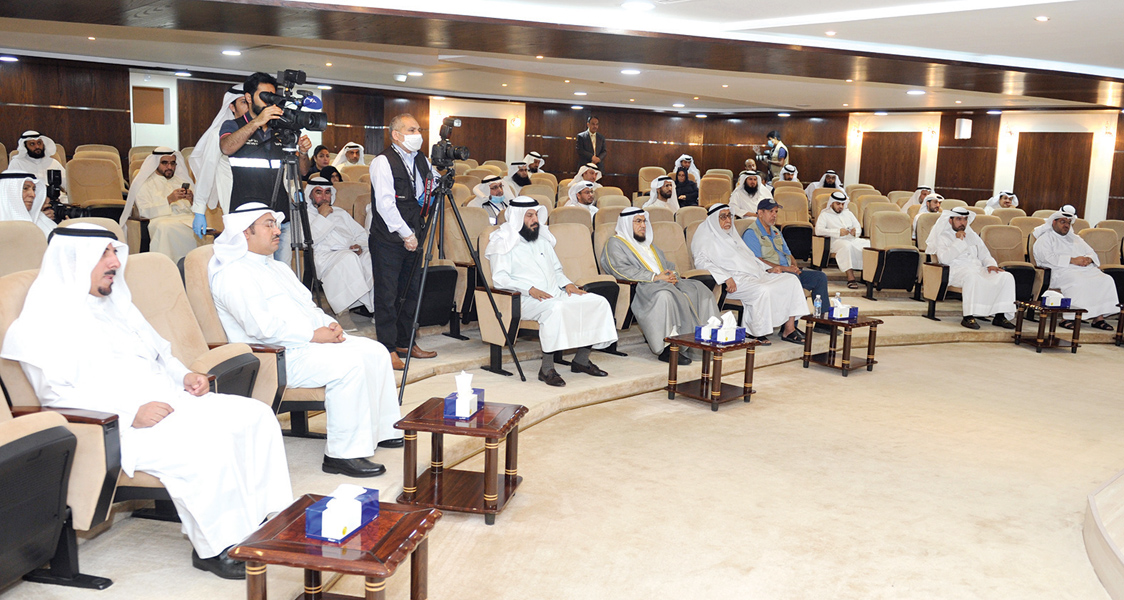 ممثلو الجمعيات الخيرية 