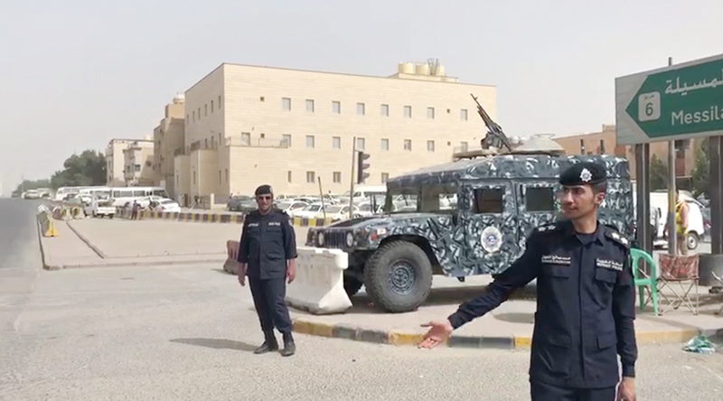 قوات خاصة على مدخل الجليب