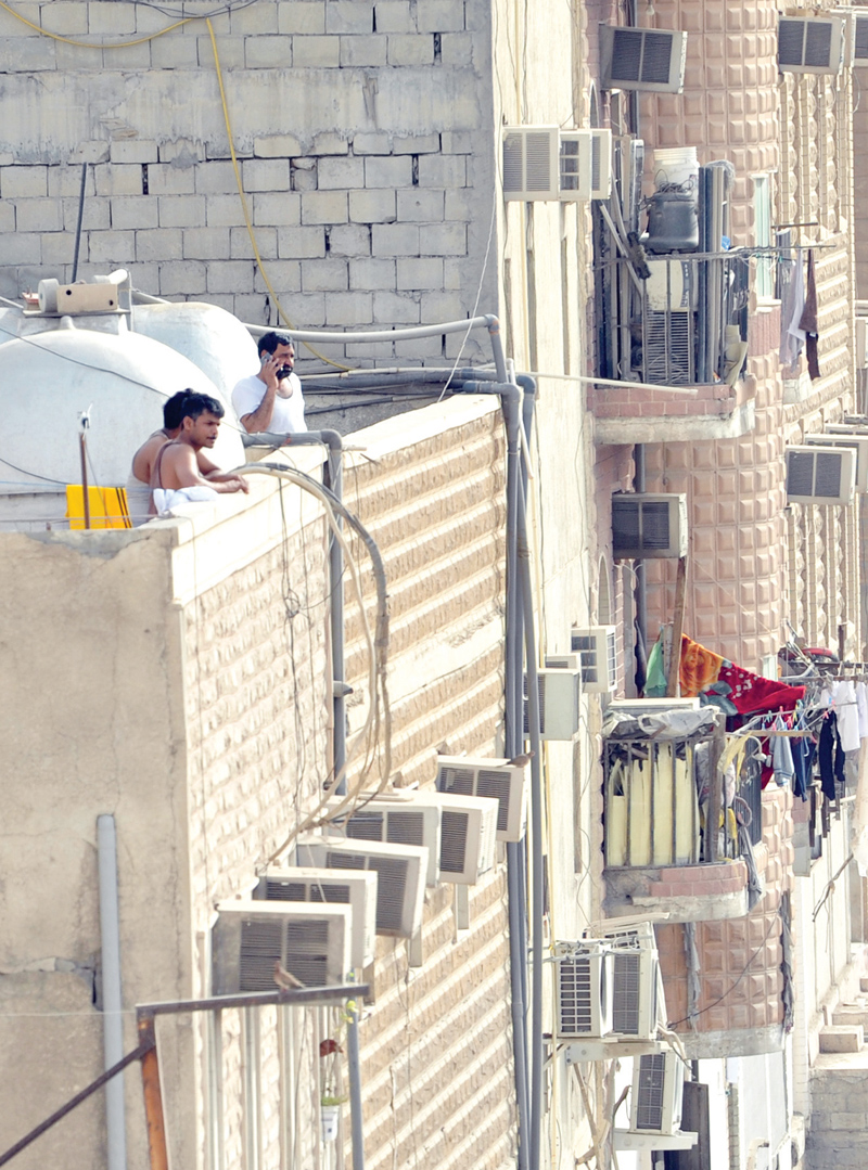 متابعة الوضع في الجليب من فوق الأسطح