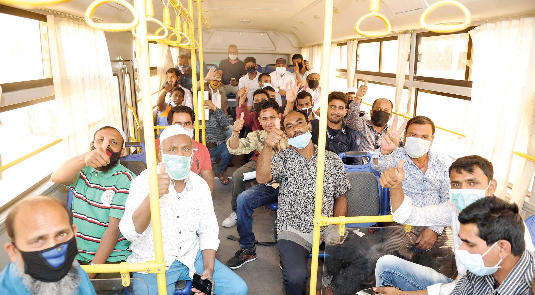 علامة الرضا من المخالفين في باص النقل