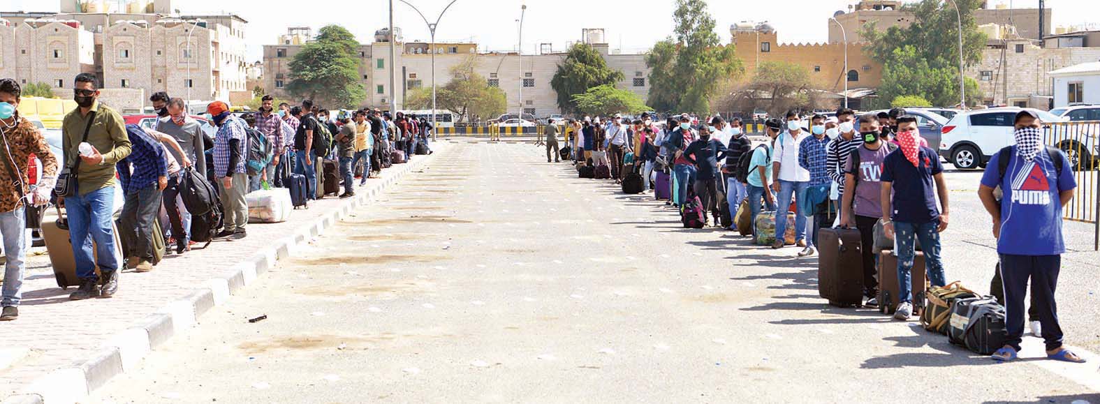 u0637u0627u0628u0648u0631 u0645u0632u062fu0648u062c u0644u0644u0645u062eu0627u0644u0641u064au0646 u0641u064a u0645u0631u0643u0632 u062cu0644u064au0628 u0627u0644u0634u064au0648u062et(u062au0635u0648u064au0631 u0646u0627u064au0641 u0627u0644u0639u0642u0644u0629)