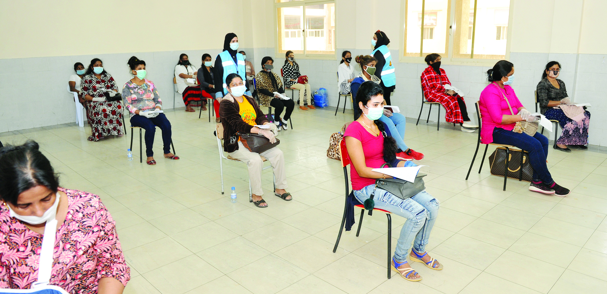 مخالفات ينتظرن إجراءات تسجيلهن