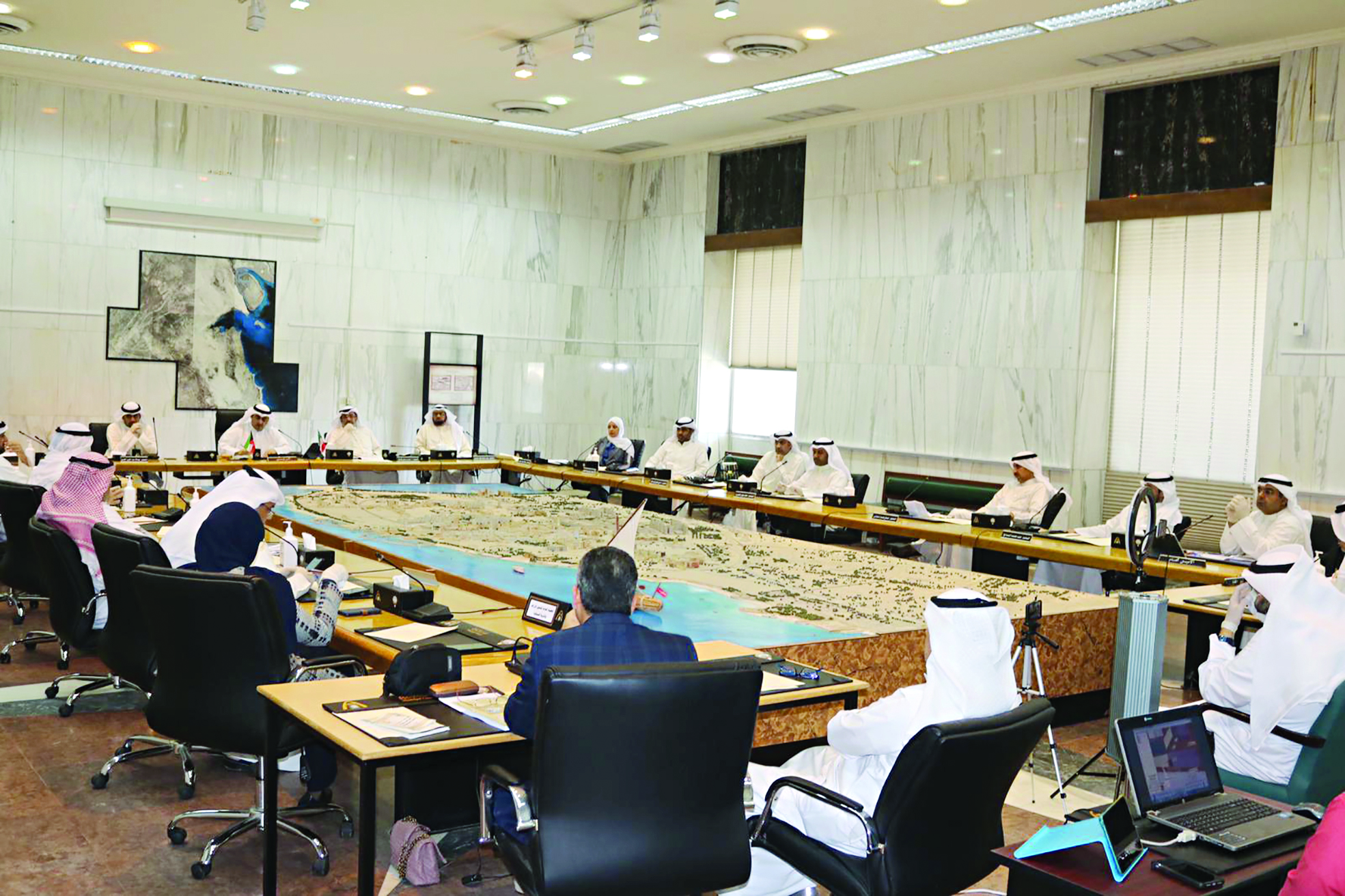 u062cu0627u0646u0628 u0645u0646 u0627u0644u062cu0644u0633u0629 u0628u062du0636u0648u0631 u0647u064au0626u0629 u0627u0644u0632u0631u0627u0639u0629