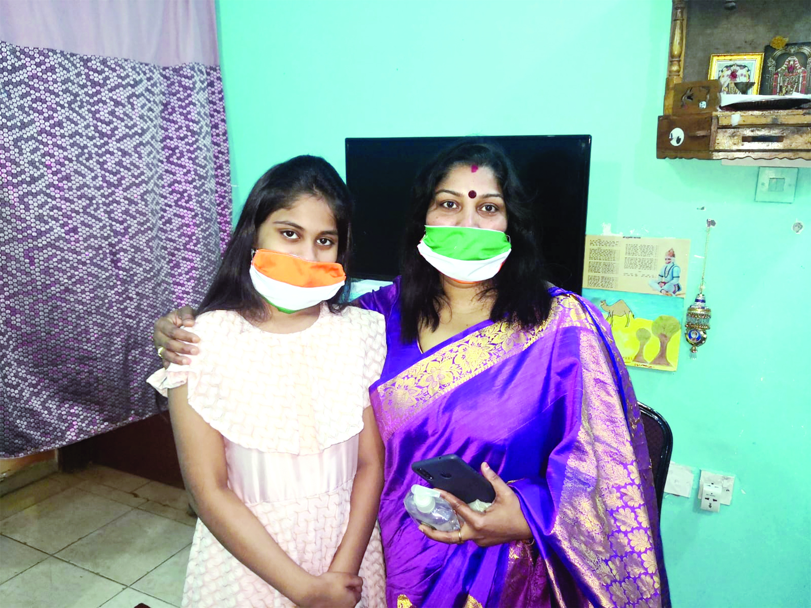  u0627u0644u0647u0646u062fu064au0629 u0641u064au062cu064au0627 u0646u0627u064au0631 u0645u0639 u0627u0628u0646u062au0647u0627