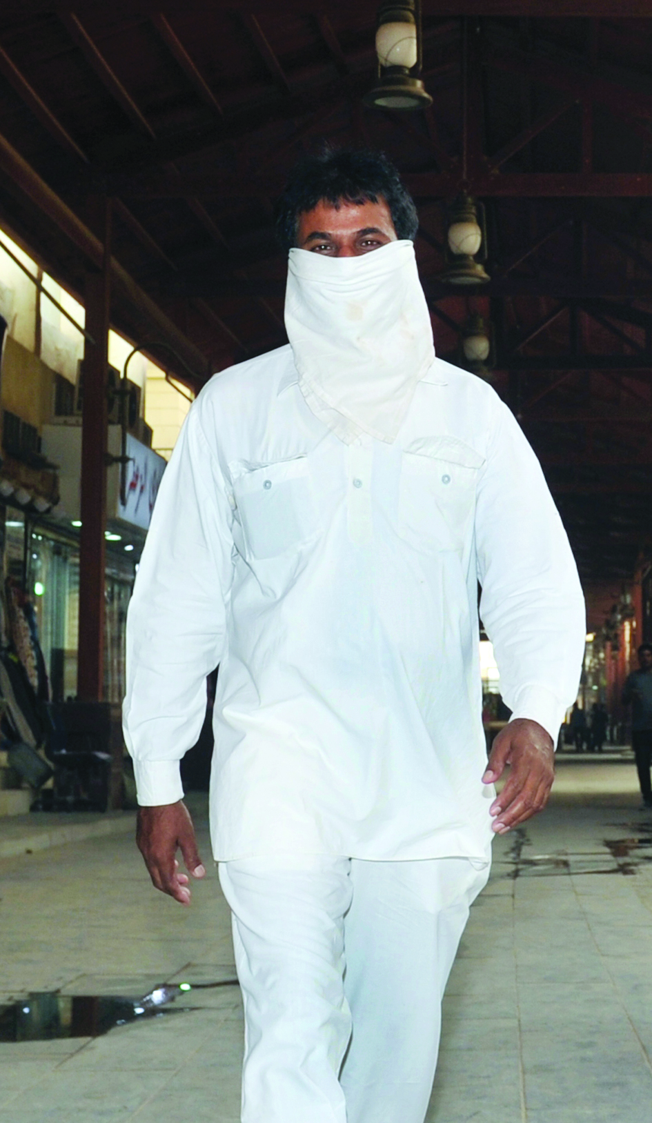 المنديل أحد البدائل للكمامة