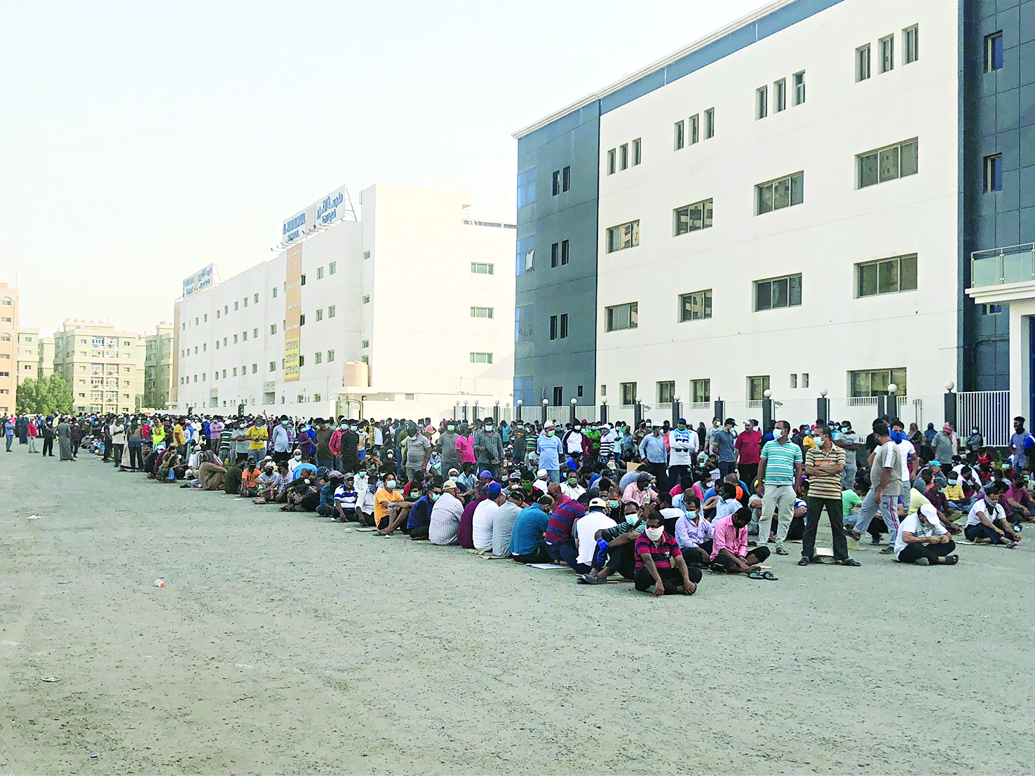 u0639u0632u0627u0628 u0641u064a u0627u0644u0645u0647u0628u0648u0644u0629 u064au0646u062au0638u0631u0648u0646 u062au0648u0632u064au0639 u0627u0644u0648u062cu0628u0627u062a