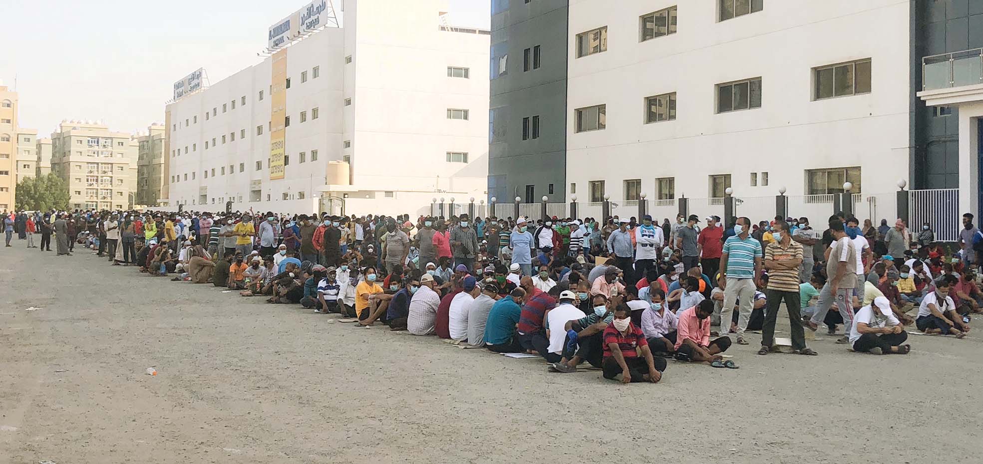 u0639u0645u0627u0644u0629 u0641u064a u0627u0644u0645u0647u0628u0648u0644u0629 u062au0646u062au0638u0631 u0645u0646 u064au062cu0648u062f u0639u0644u064au0647u0627 u0628u0627u0644u0637u0639u0627u0645 