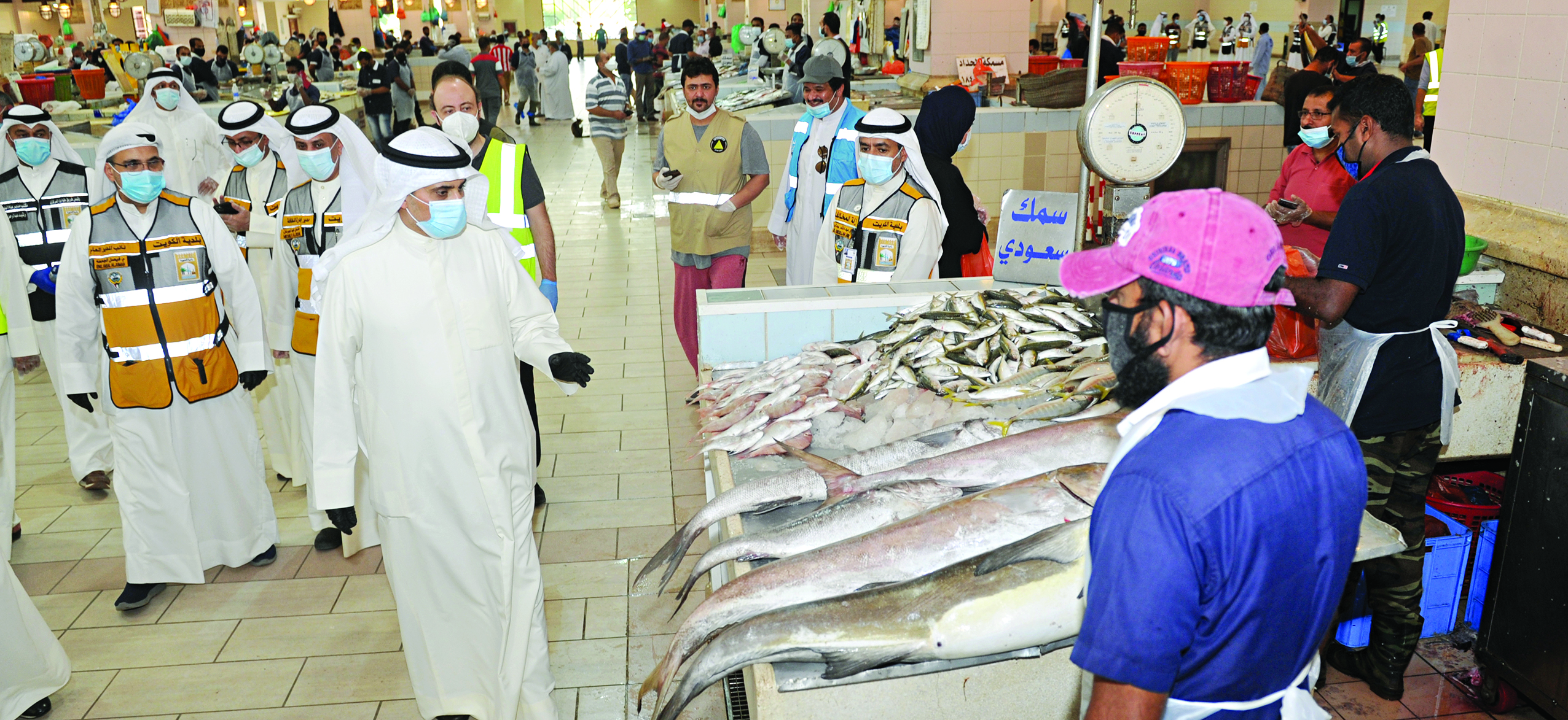 u0627u0644u0645u0646u0641u0648u062du064a u062eu0644u0627u0644 u062cu0648u0644u062au0647 u0639u0644u0649 u0633u0648u0642 u0627u0644u0633u0645u0643 t(u062au0635u0648u064au0631 u0633u0639u0648u062f u0633u0627u0644u0645)