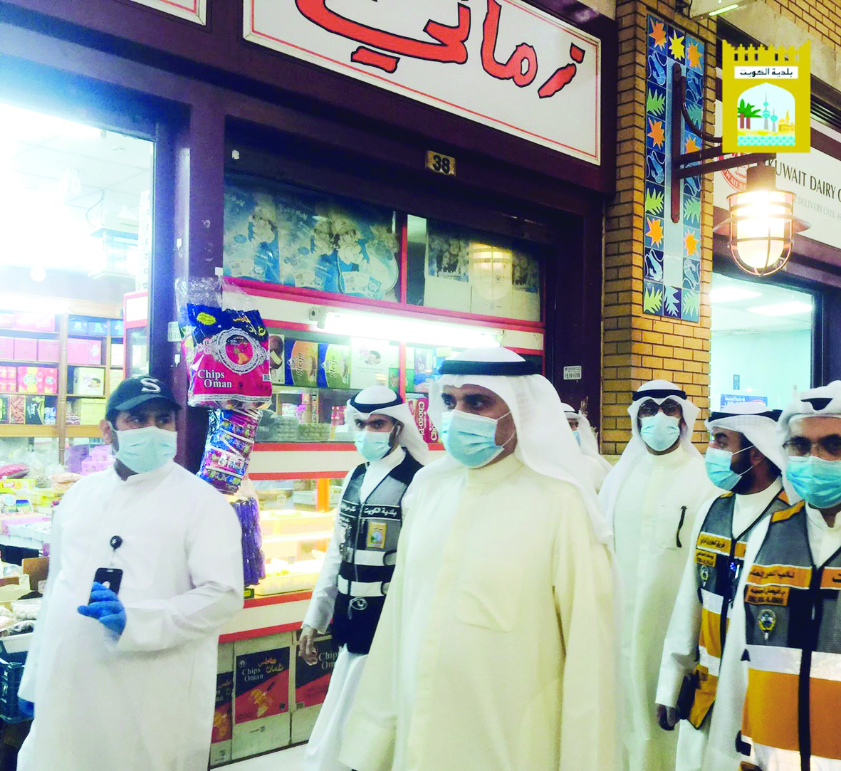 مدير البلدية لدى تفقده الأسواق الموازية