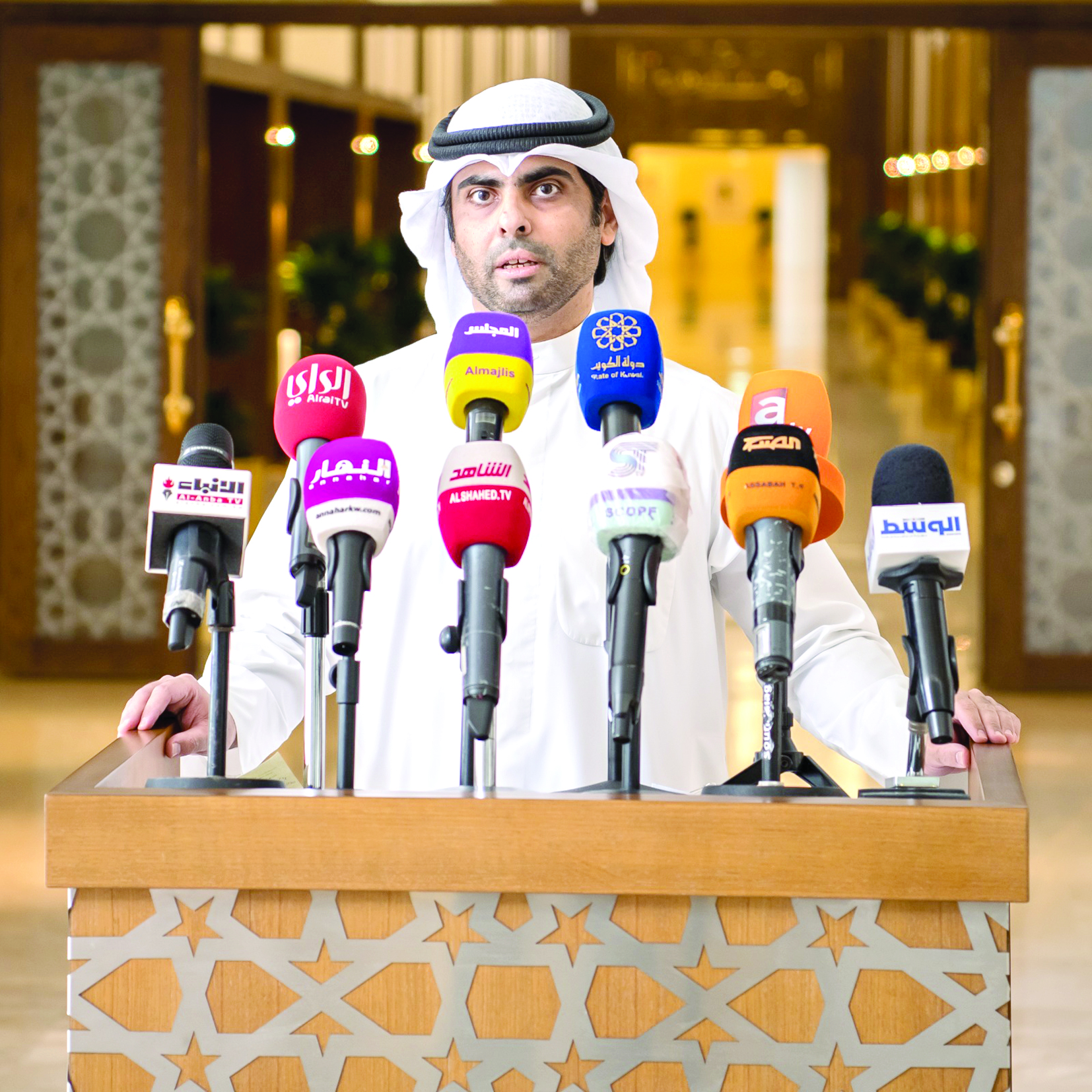 العدساني يتحدث لوسائل الإعلام