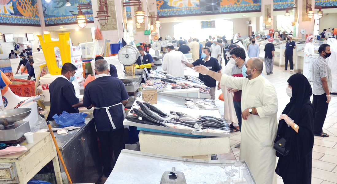 حركة خفيفة في سوق السمك مع غياب الصيد المحلي
