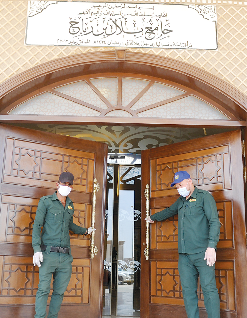 المساجد فتحت أبوابها من جديد