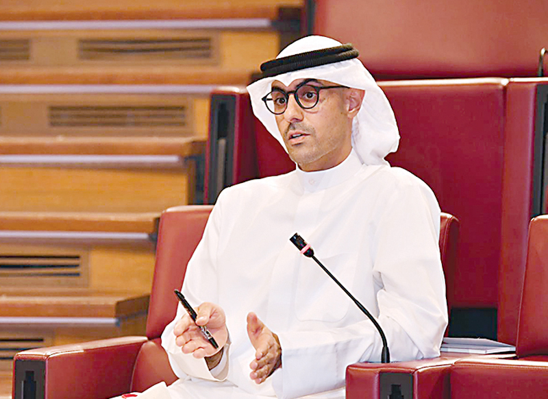بدر الخرافي متحدثاً