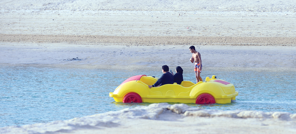 نزهة بحرية عائلية