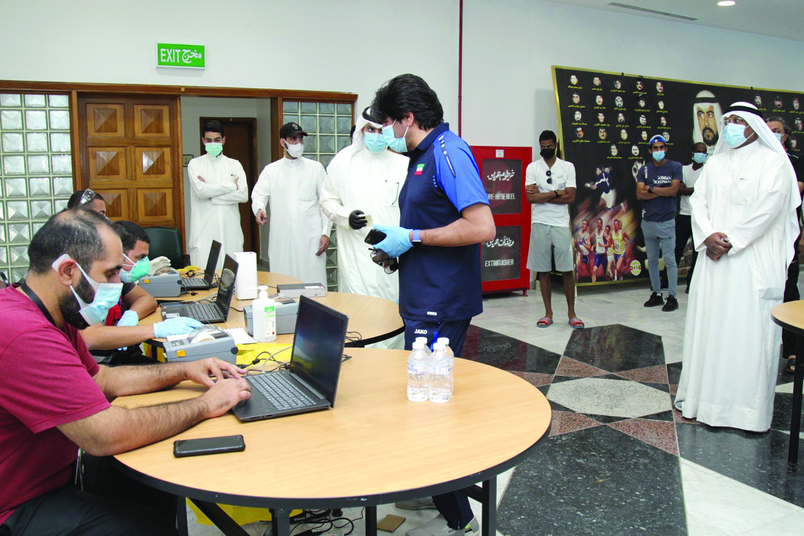 u062cu0627u0646u0628 u0645u0646 u0641u062du0648u0635u0627u062a u0627u0644u0643u0634u0641 u0639u0646 u0641u064au0631u0648u0633 u00abu0643u0648u0631u0648u0646u0627u00bb 