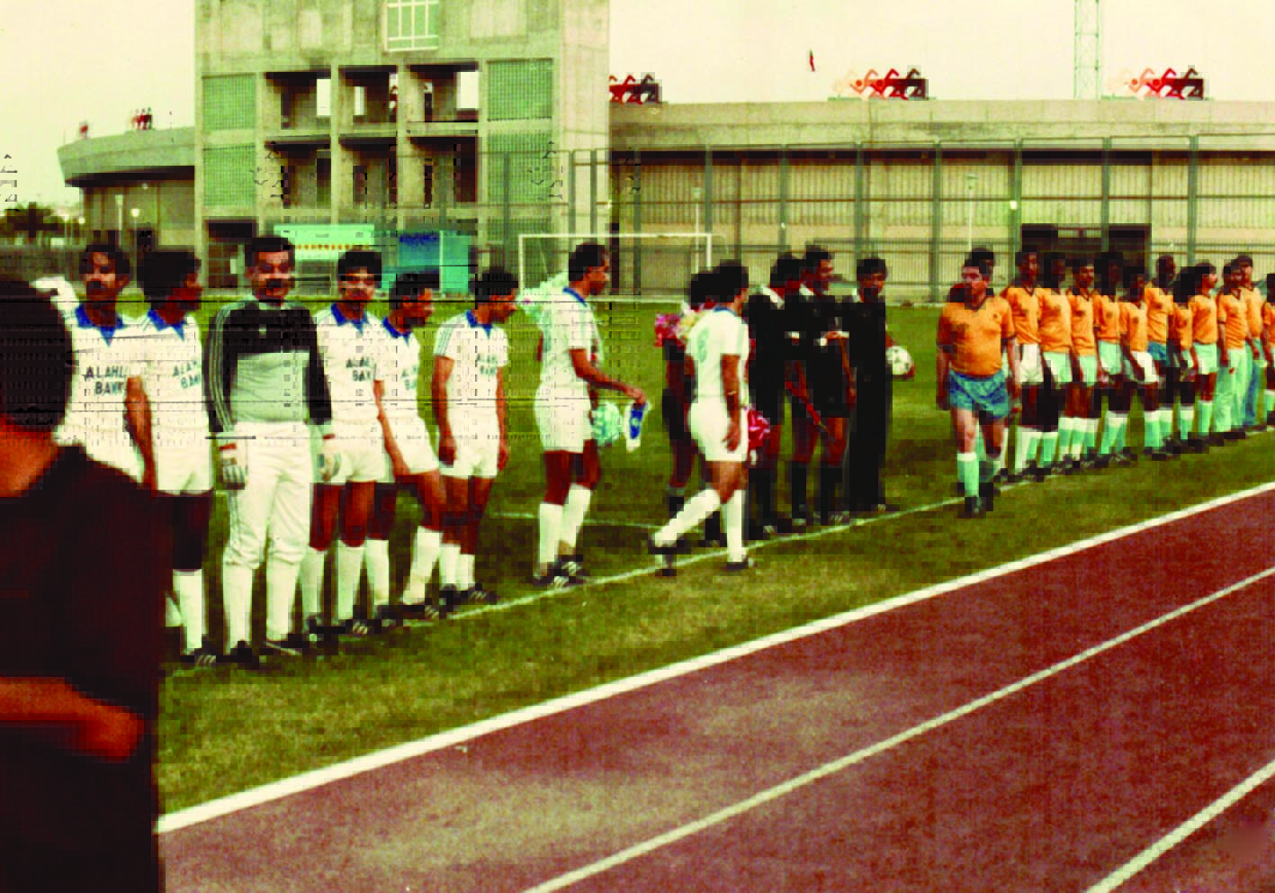 الأخوان ضاهر وجهاً لوجه في نهائي دوري المصارف العام 1986