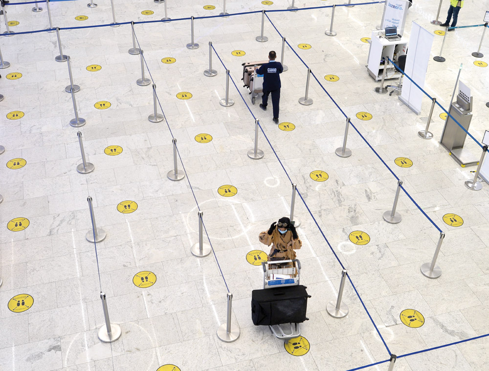 u062au0631u0627u062cu0639 u0639u062fu062f u0627u0644u0631u062du0644u0627u062a u0645u0646 100 u0625u0644u0649 u0623u0642u0644 u0645u0646 25 u064au0648u0645u064au0627u064b              t      (u062au0635u0648u064au0631 u0623u0633u0639u062f u0639u0628u062fu0627u0644u0644u0647)