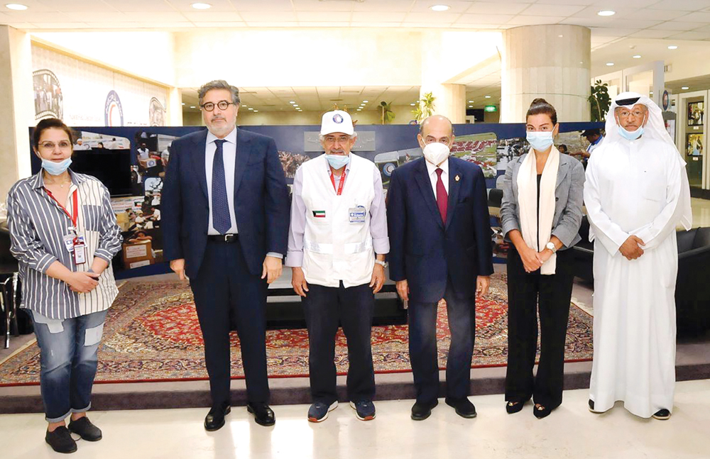 البرجس وعلي خليل والساير ومحمد ناجيا وزينة المقدم وأنور الحساوي