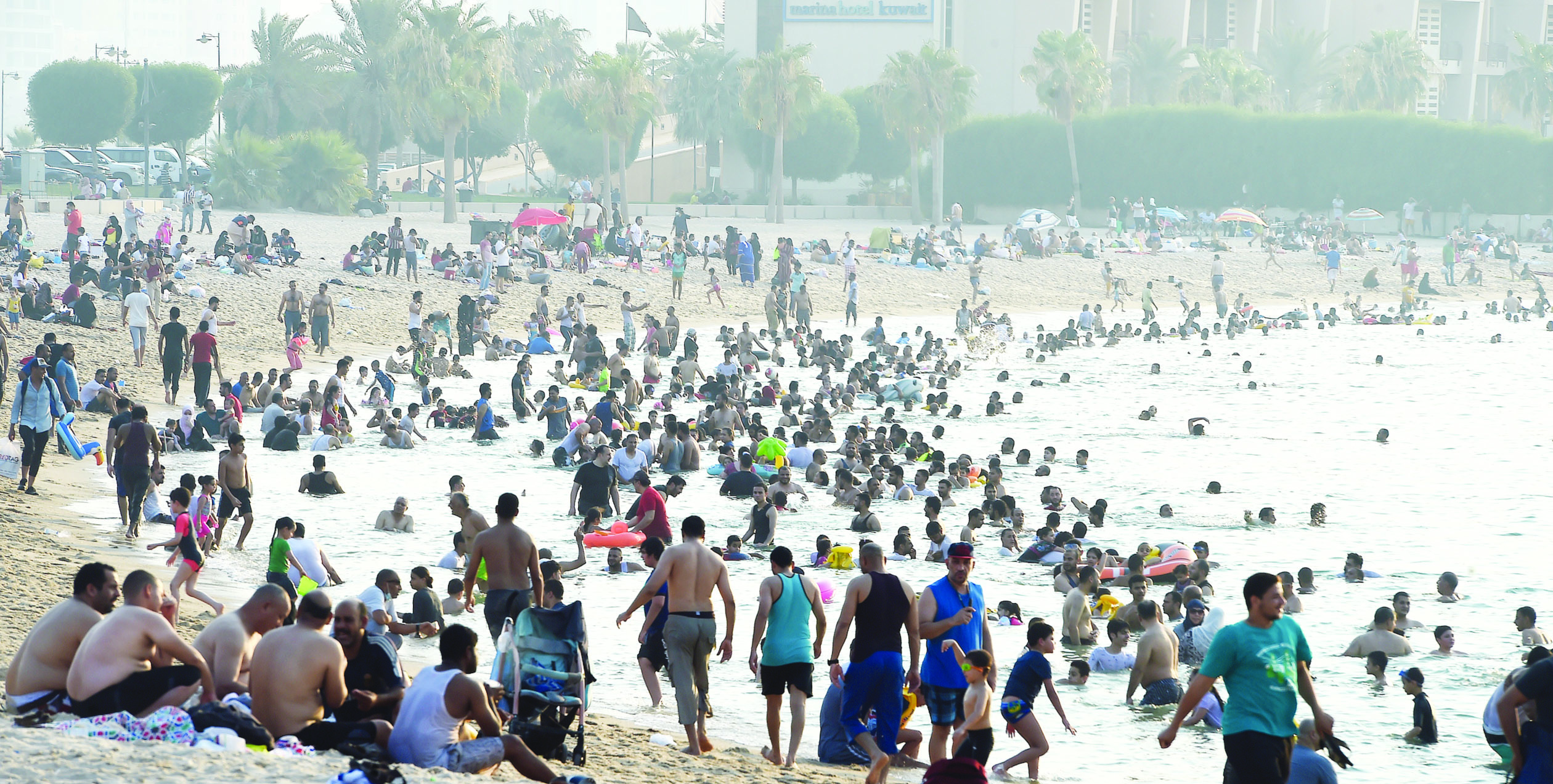 u0622u0631u0627u0621 u0623u0639u0636u0627u0621 u0627u0644u0645u062cu0644u0633 u0627u0644u0628u0644u062fu064a u062au0628u0627u064au0646u062a u0628u0634u0623u0646 u0641u0631u0636 u0631u0633u0648u0645 u0644u0627u0631u062au064au0627u062f u0627u0644u0634u0648u0627u0637u0626