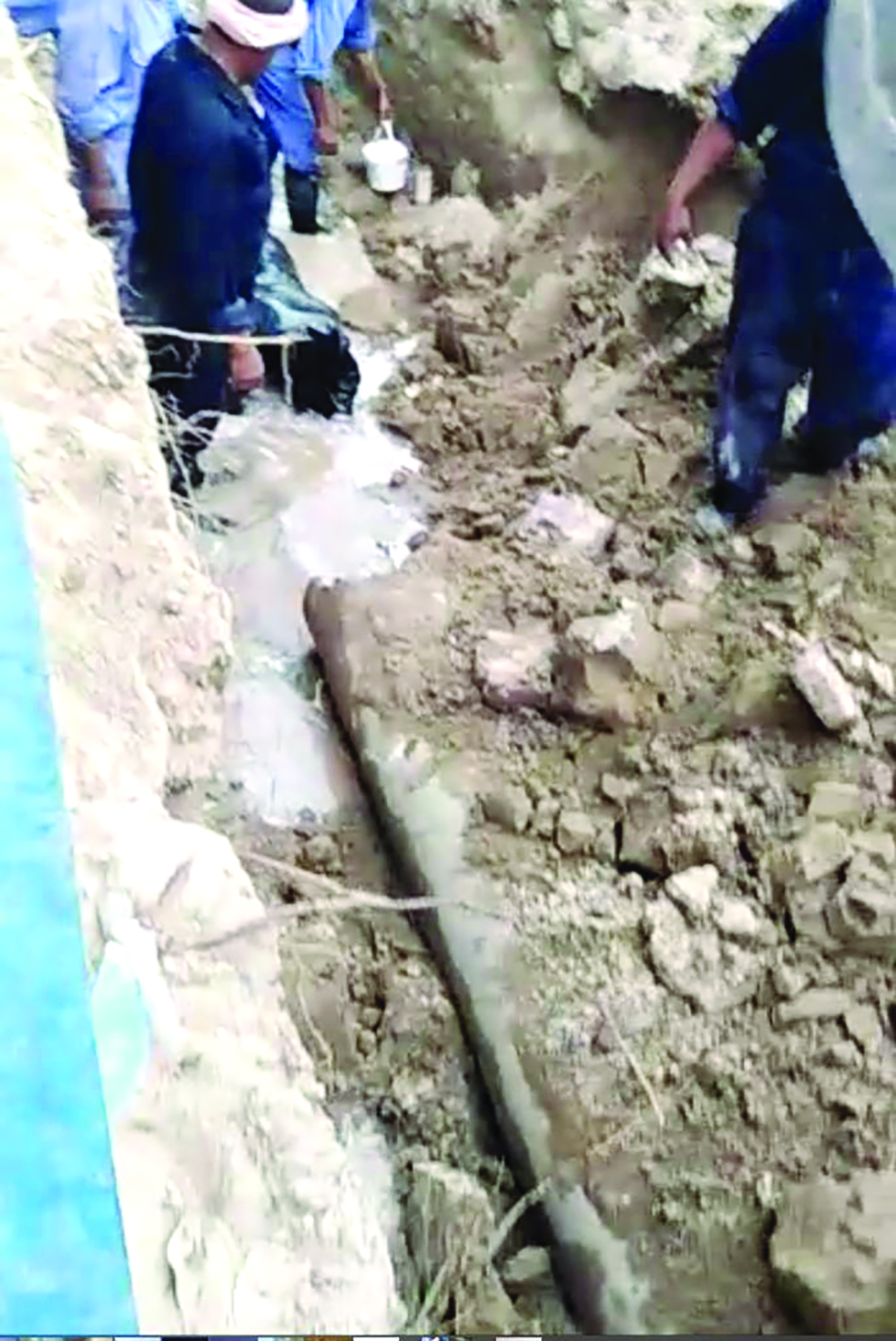 فرق الطوارئ تعالج الانكسارات 