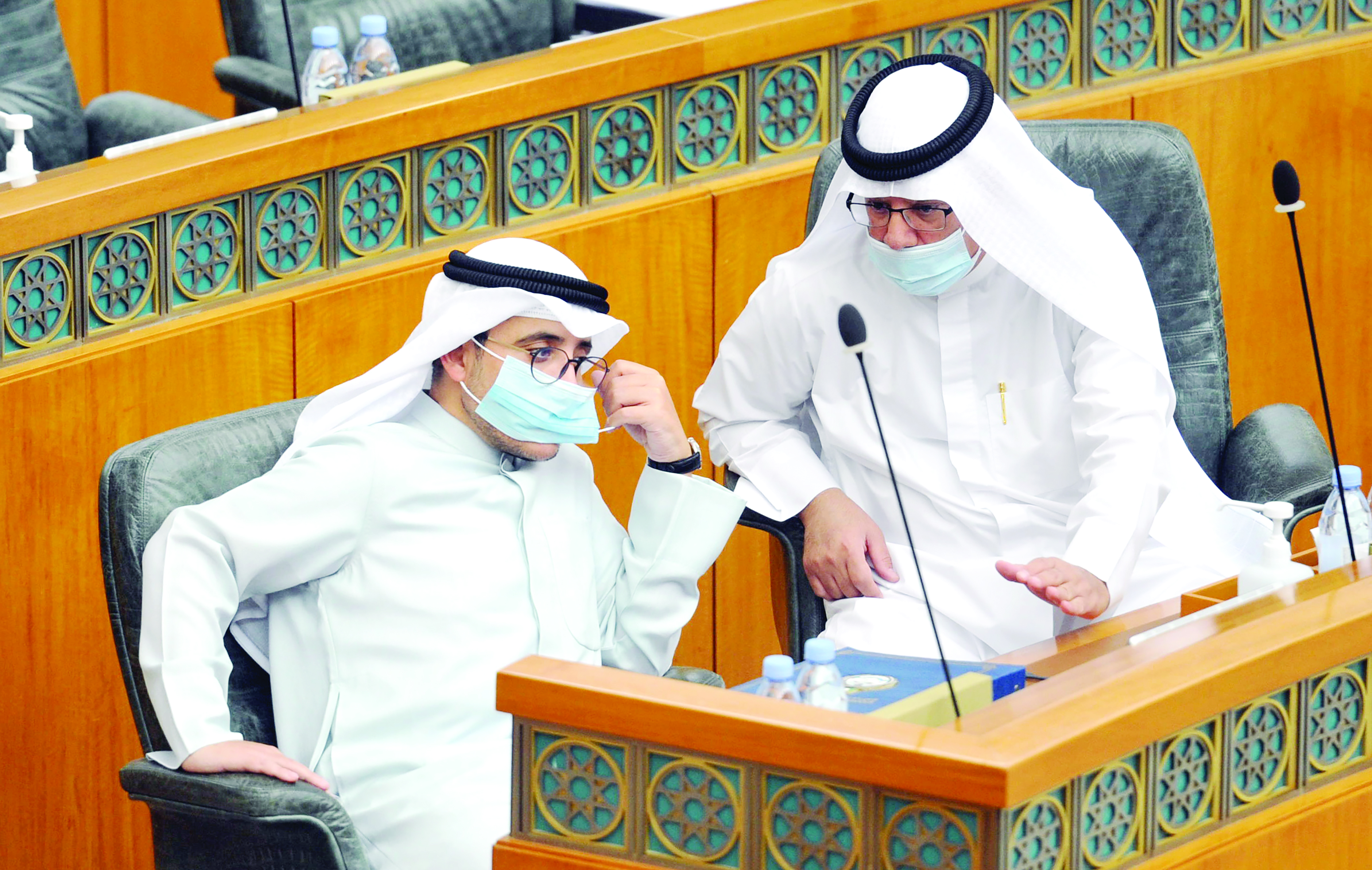 الحريص والناصر