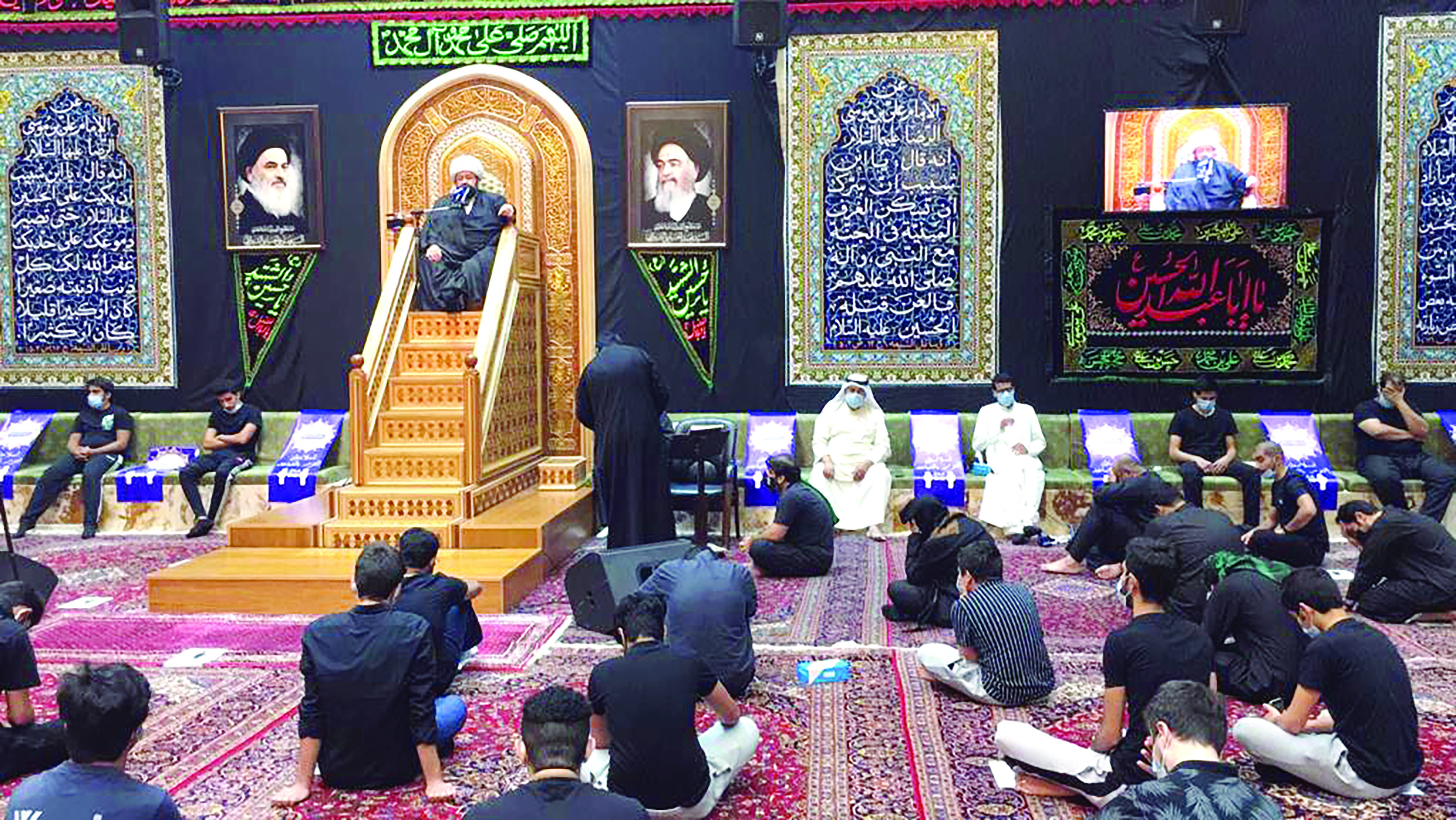 عشرات يستمعون إلى المجلس الحسيني في الكربلائية