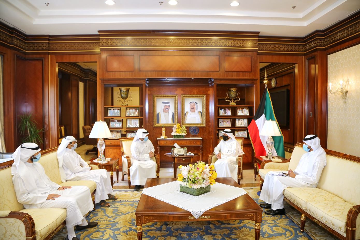 (u0627u0644u0646u0627u0635u0631 u0645u0633u062au0642u0628u0644u0627 u0623u062du0645u062f u0627u0644u0634u0645u0631u064a u0648u0639u062fu062f u0645u0646 u0623u0639u0636u0627u0621 u0627u0644u0647u064au0626u0629 u0627u0644u0625u062fu0627u0631u064au0629 u0644u0644u0627u062au062du0627u062f u0627u0644u0648u0637u0646u064a u0644u0637u0644u0628u0629 u0627u0644u0643u0648u064au062a u0641u0631u0639 u0645u0635u0631)