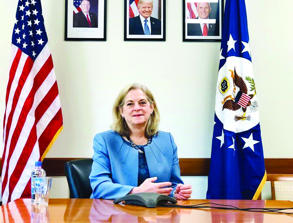 u0623u0644u064au0646u0627 u0631u0648u0645u0627u0646u0648u0633u0643u064a