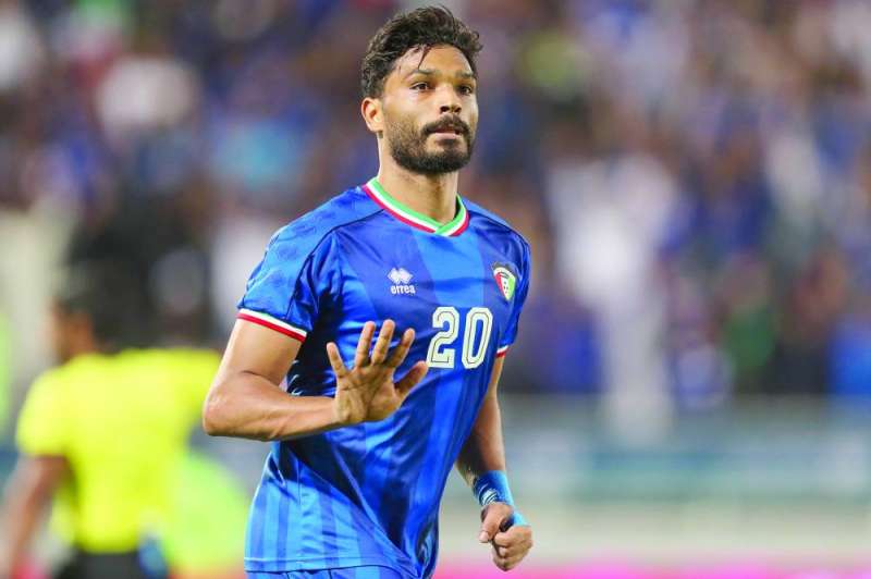 نجم خط هجوم "الأزرق"... يوسف ناصر                           (أ ف ب)