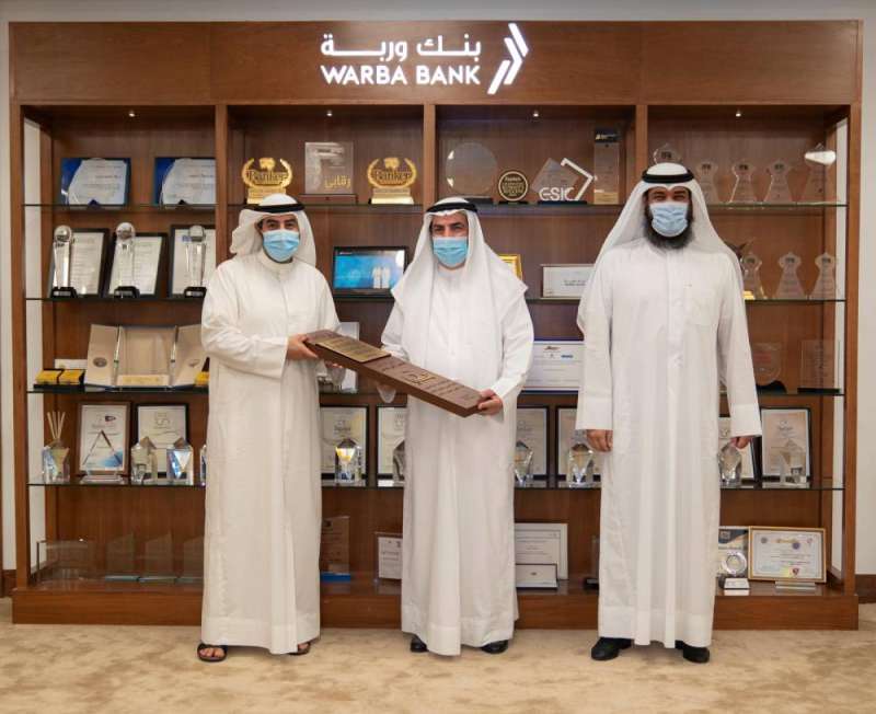 الساير مكرّماً شقرة