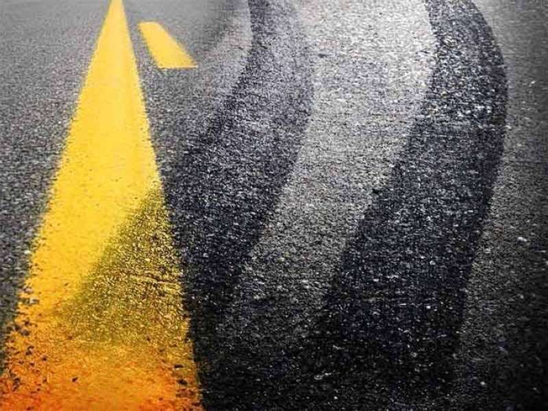 رجال الأدلة الجنائية رفعوا جثتي المتوفيين