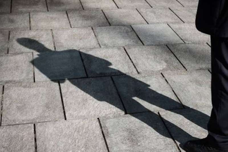 المتهم أوهم الضحية بأنه رجل مباحث