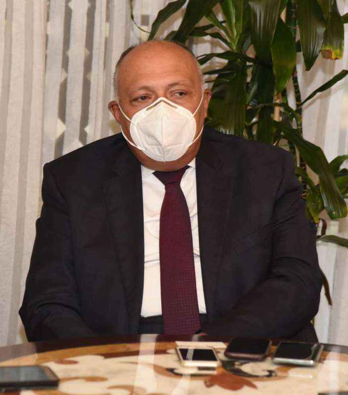 سامح شكري خلال مؤتمره الصحافي (تصوير نايف العقلة)