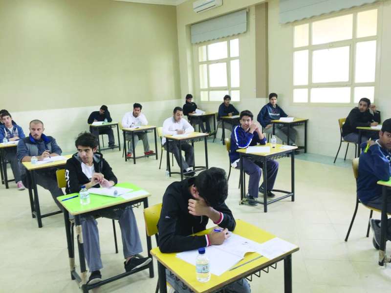 الاختبارات الورقية... ضمانة لجدية التعليم		 (صورة أرشيفية)