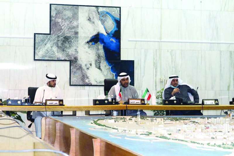 جانب من اجتماع لجنة حماية أملاك الدولة