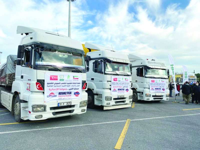 جانب من الحملة الشتوية الكويتية لإغاثة النازحين السوريين