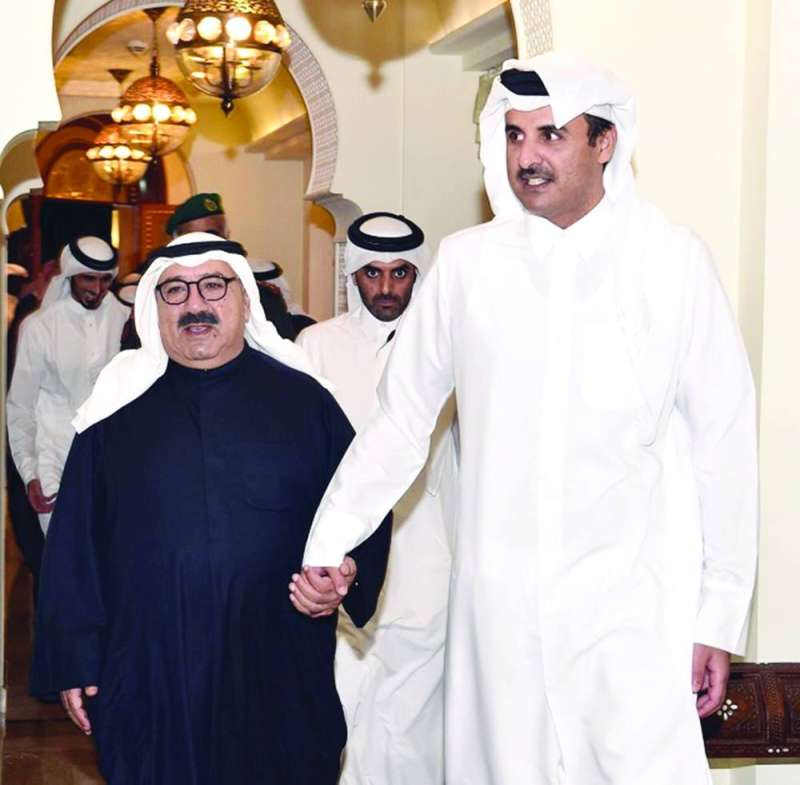 الشيخ ناصر الصباح مع أمير قطر