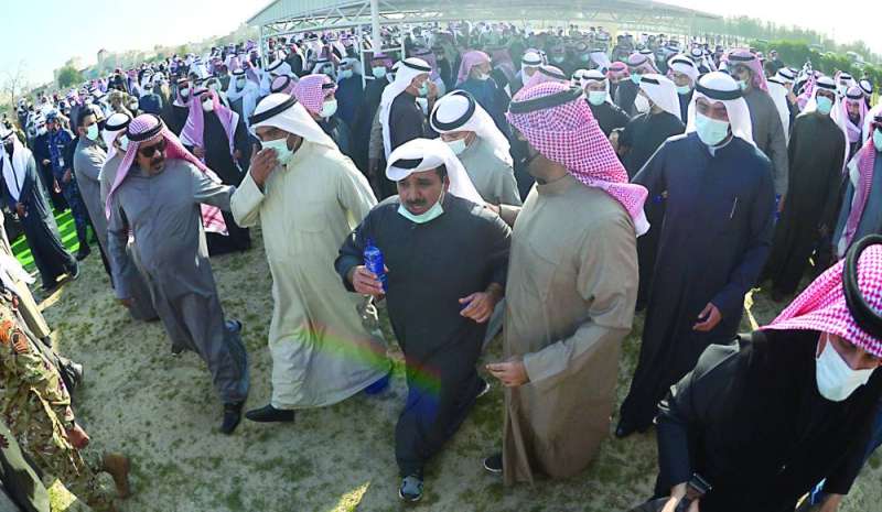 حشد جماهيري في تشييع ناصر الصباح 